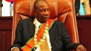 Alpha Condé lors de son investiture en 2010