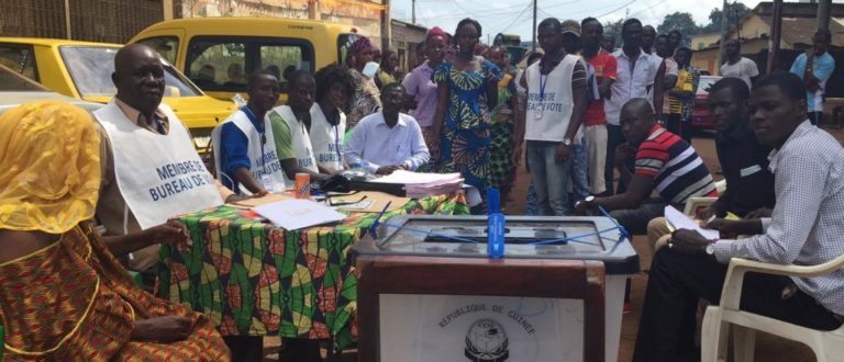 Article : Guinée : remettre la locomotive de la décentralisation en marche